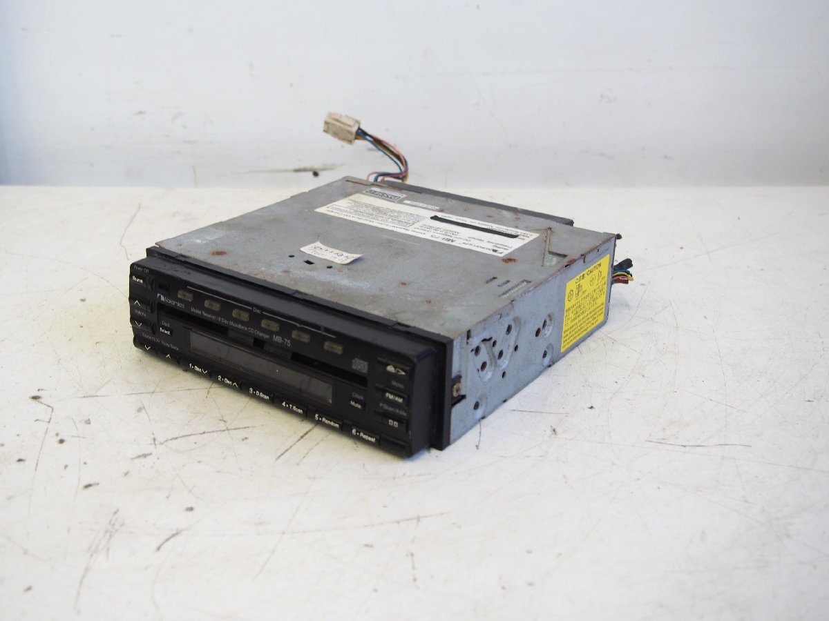☆【1T0623-17】 Nakamichi ナカミチ CDプレーヤー MB-75 カーオーディオ ジャンク