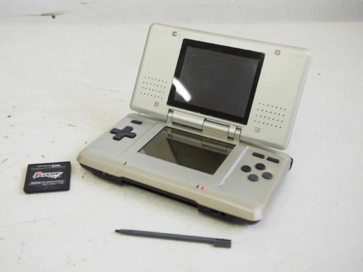 ☆【1T0724-22】 Nintendo ニンテンドー DS NTR-001 タッチペン ソフト (ポケットモンスターブラック)付き プラチナシルバー ジャンク