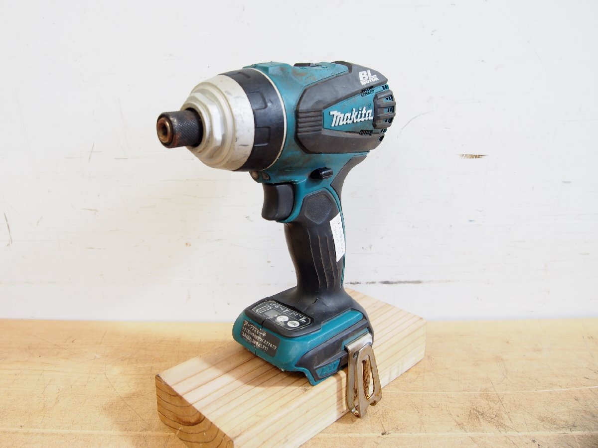 ☆【2T0805-27】 makita マキタ 充電式4モードインパクトドライバー TP141D 18V 本体のみ 電動工具 ジャンク