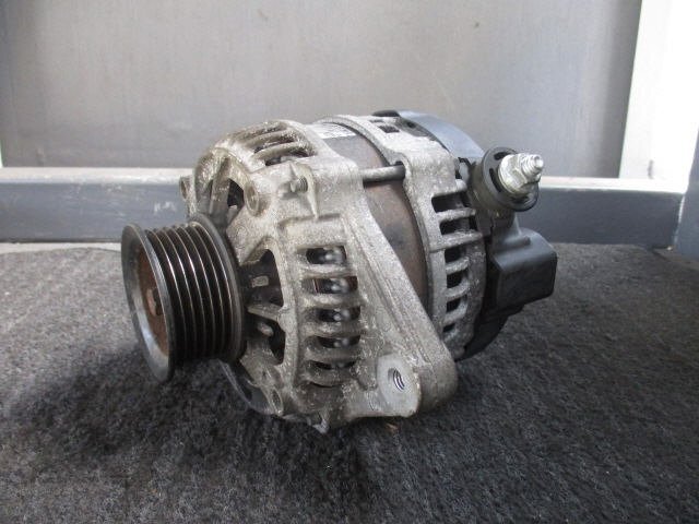 【検査済】 H25年 スペーシア DBA-MK32S オルタネーター R06A 31400-72M00 [ZNo:07007702]
