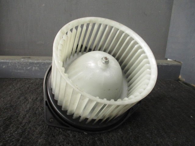 【検査済】 H22年 デリカ D5 DBA-CV5W ヒーターブロアモーター 7802A164 [ZNo:08004840]