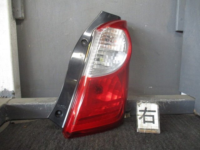 【検査済】 H24年 アルト DBA-HA25S 右テールランプ 35650-64L00 ノーマルバルブ TOKAI 35603-64L0 [ZNo:08007036]