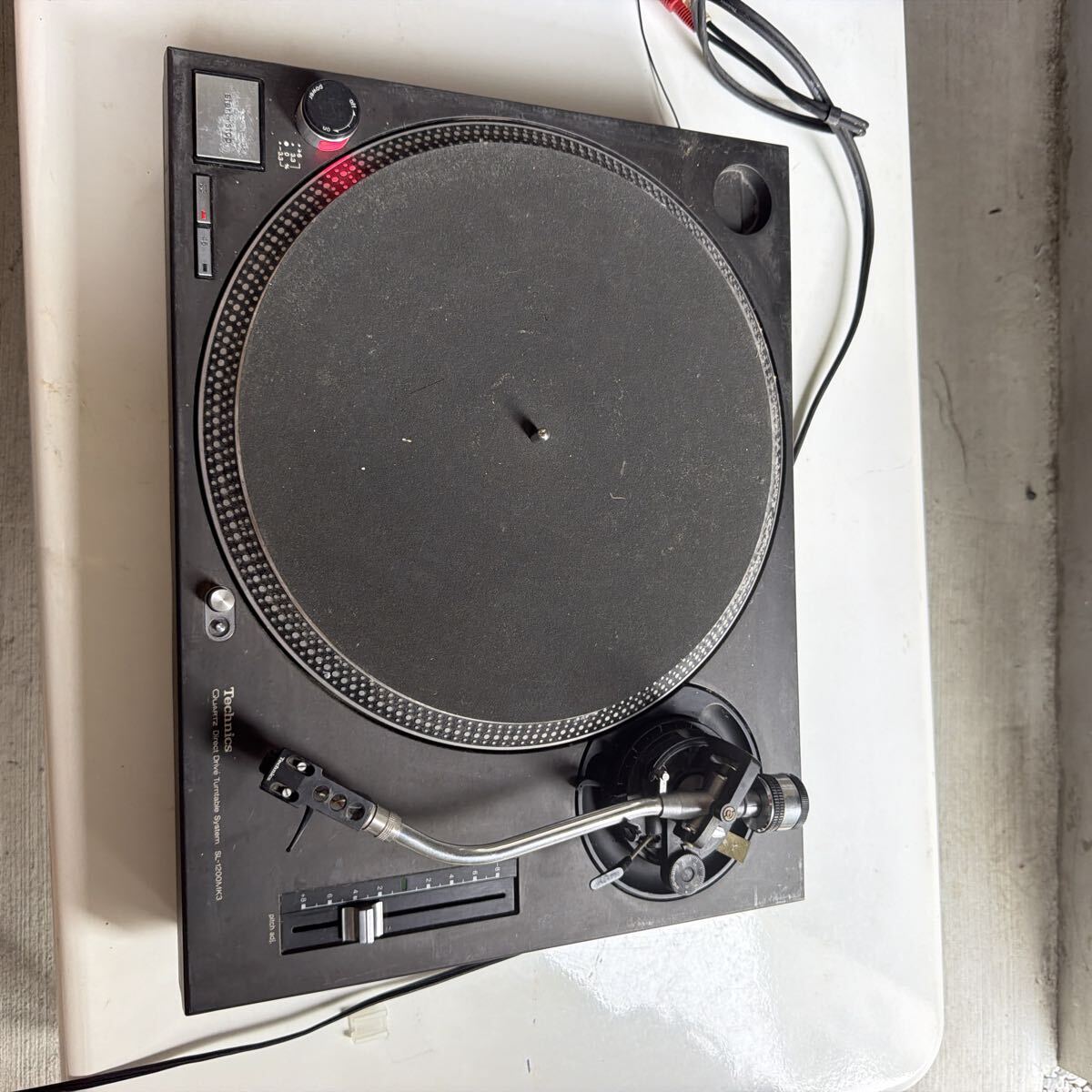 Technics SL-1200MK3 ターンテーブル レコードプレーヤー。通電確認，