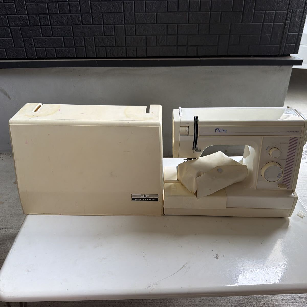 JANOME ジャノメ ミシン Plaire パリエ ハードケース付き