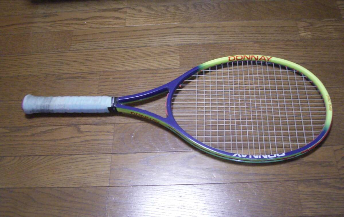 希少 DONNAY ドネー PRO ONE プロワン イエロー アガシ使用モデル 硬式 テニスラケット レア