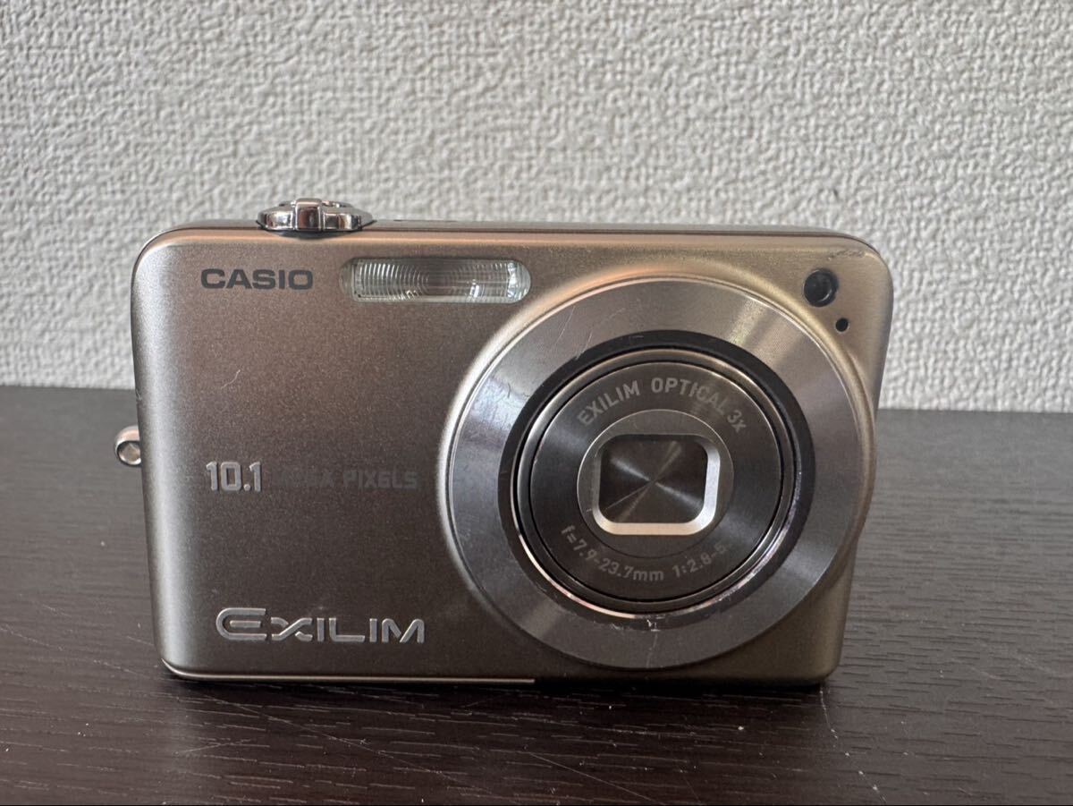 gb7 CASIO カシオ EXILIM EX-Z1080 エクシリム デジカメ コンデジ コンパクトデジタルカメラ シルバー 純正バッテリー付き