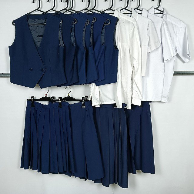 ベスト ブラウス スカート 吊りスカート 1円 中古 制服 学生服 東京青梅新町中学 宮崎大塚中学 セット 詰合わせ 39CS-610 DF