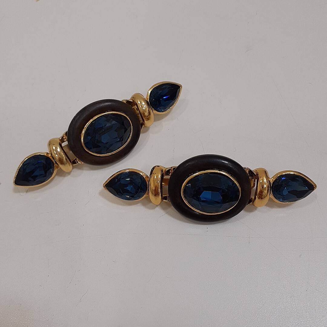 2点セット イヴ・サンローラン YVES SAINT LAURENT ブローチ ブルーカットガラスクリスタル 7.3×2.3cm ヴィンテージ グーセンス YSL