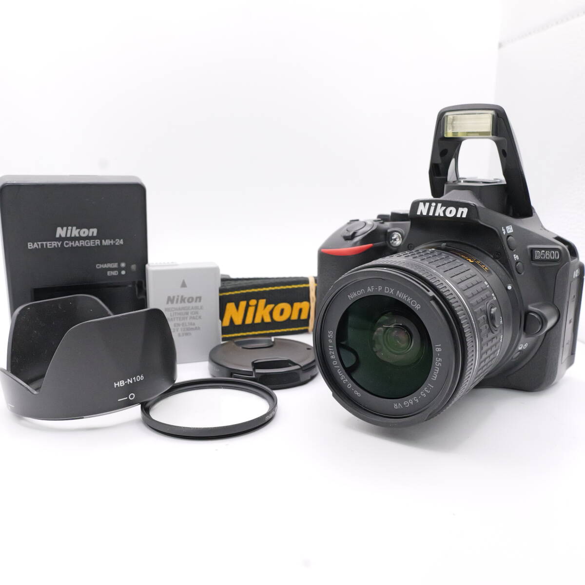 【かめら屋】美品 Nikon ニコン D5600 レンズ AF-P NIKKOR 18-55mm F3.5-5.6 G VR　撮影回数12913回 一眼レフカメラ 動作確認済 Y060