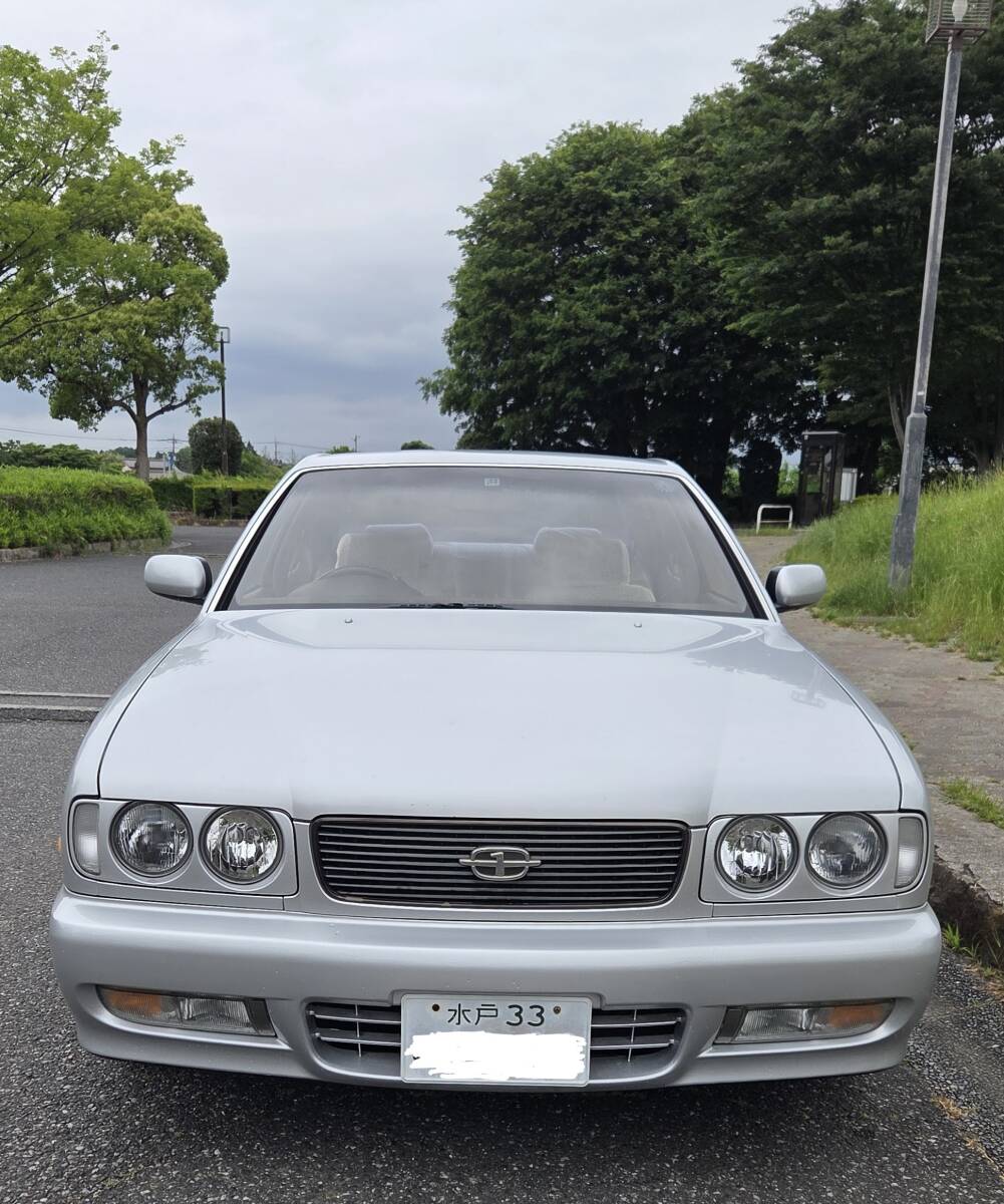 平成5年12月 日産 グロリア グランツーリスモ 走行距離130900km 水戸33ナンバー渡し要相談 傷凹み錆び有 現車確認を必ずお願い致します。