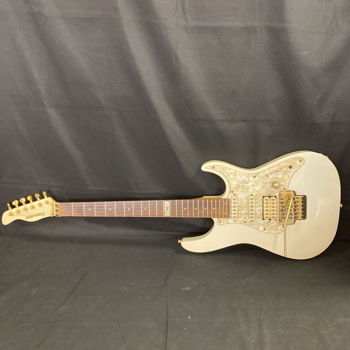 DHf407D16 動作品 FERNANDES フェルナンデス エレキギター LA-80KK ラルクアンシエル Kenモデル 弦楽器