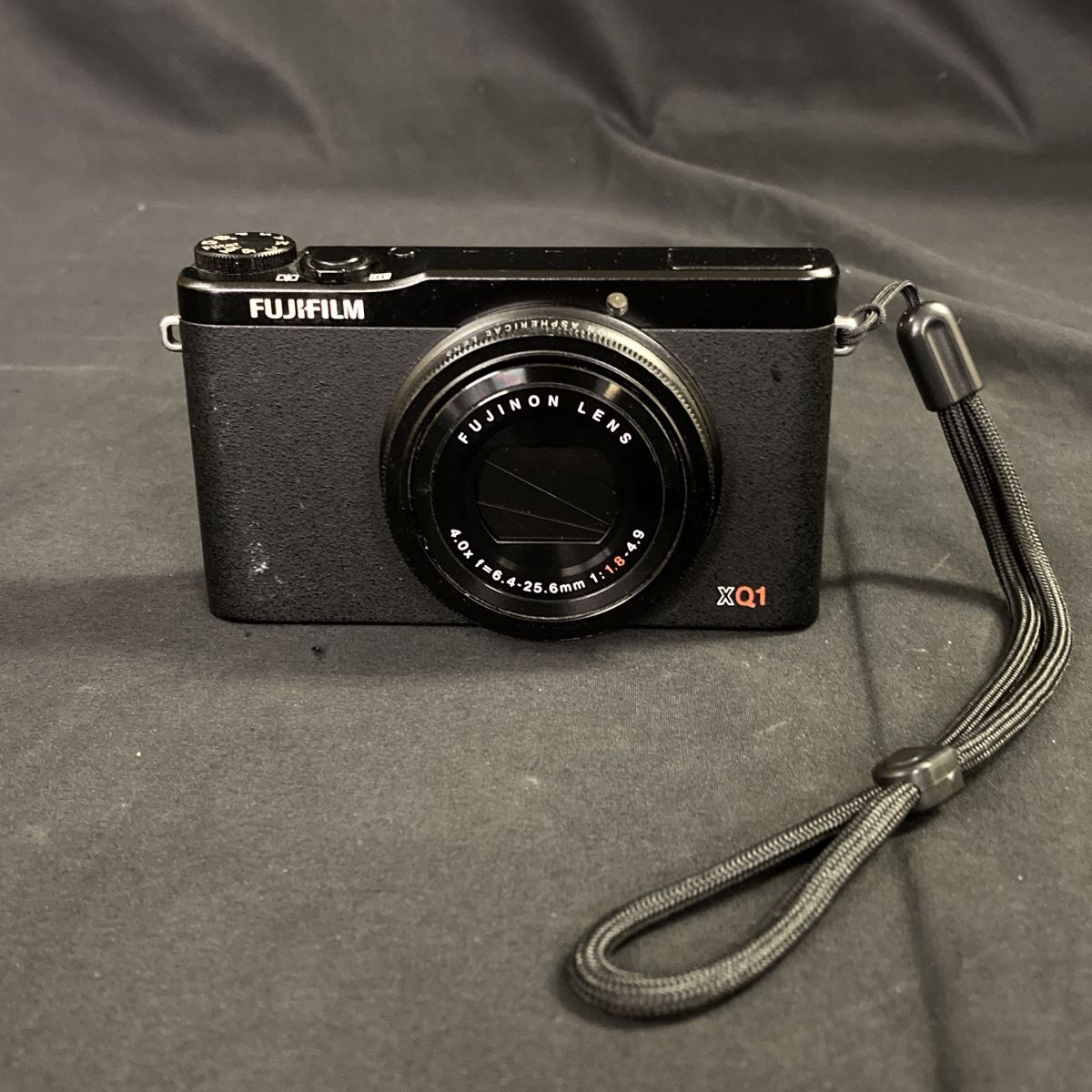 FGc064J06 V60721E248 FUJIFILM 富士フィルム XQ1 コンパクトデジタルカメラ ブラック デジカメ