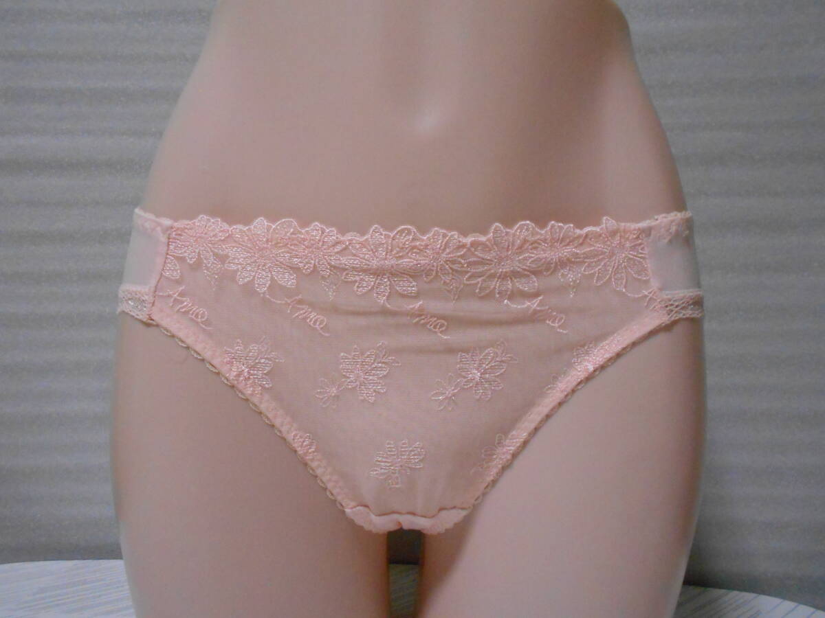 21)トリンプAMOS STYLE_花レース(裏打ち透け感有り)_バックストレッチレース&しっとり薄ツルパンティL