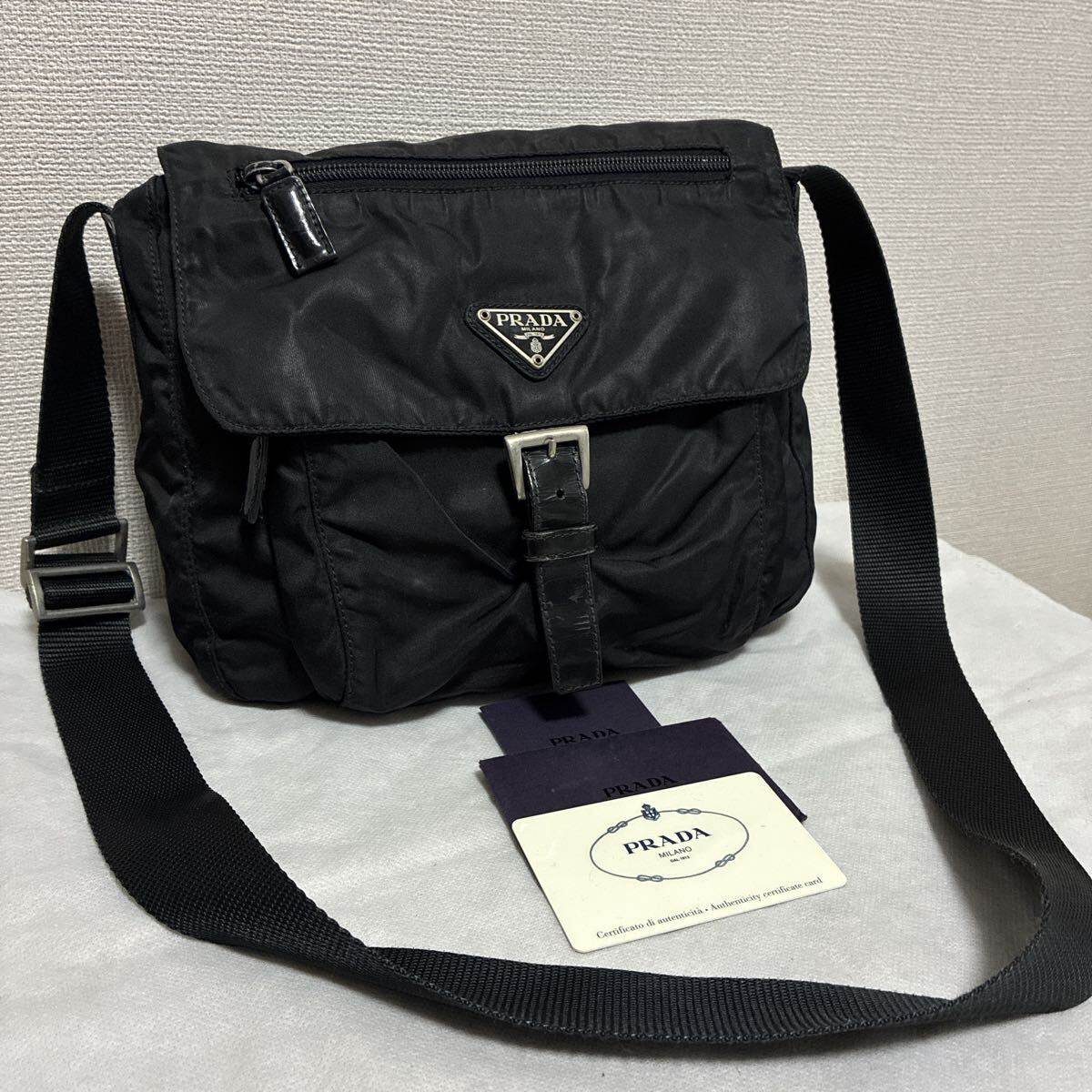 【良品】 PRADA プラダ ショルダーバッグ テスートナイロン 三角ロゴプレート レザー ブラック カード付き シリアルあり