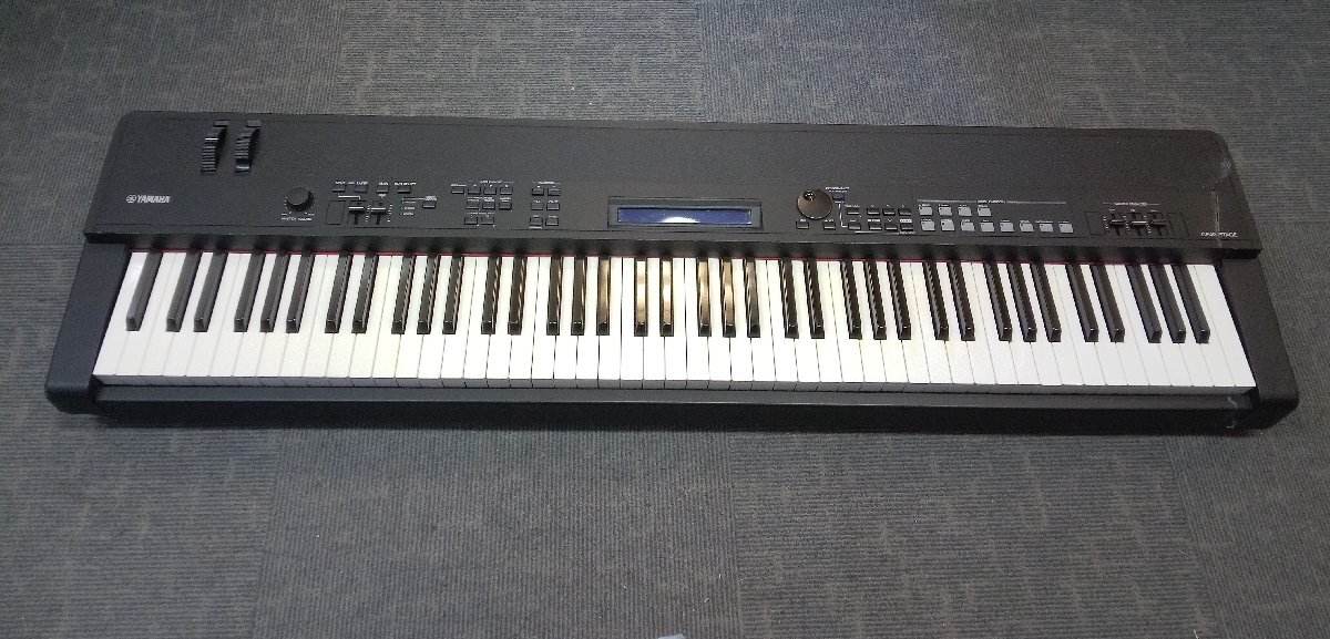 YAMAHA　ヤマハ　CP-40STAGE　難あり中古品　ser no.はがれて不明