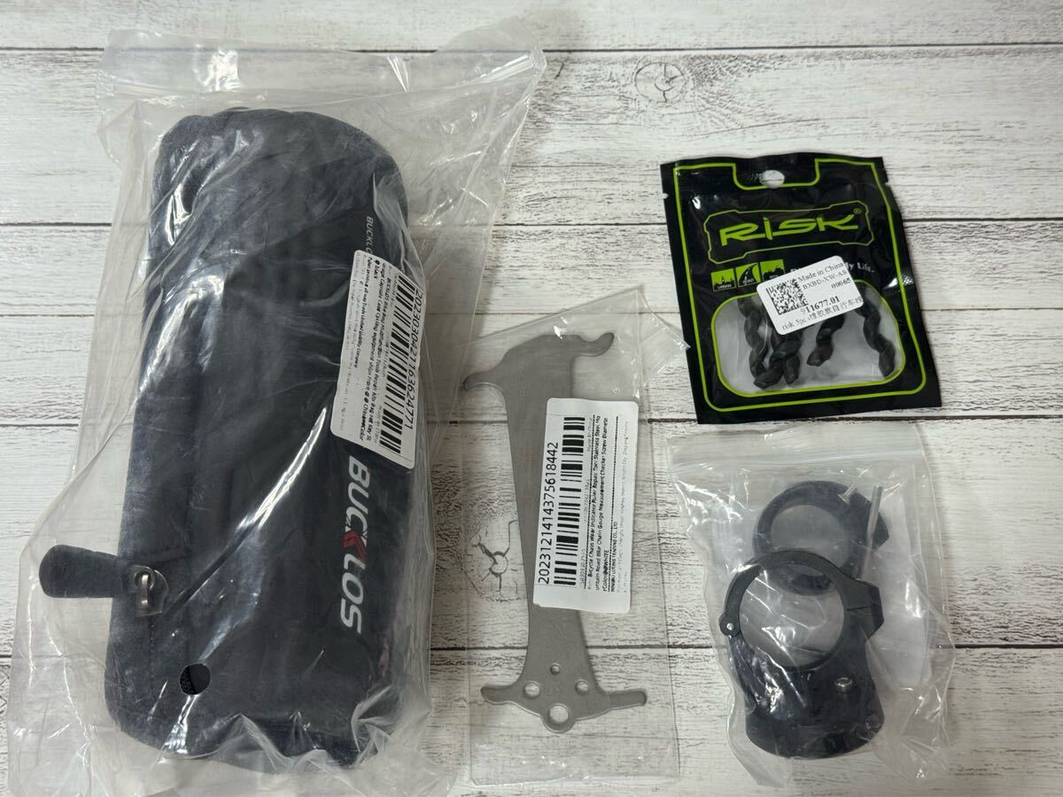 自転車用アクセサリセット 4点セット BUCKLOS ツールボトル チェーンチェッカー リア用ガーミンマウント ケーブルプロテクター