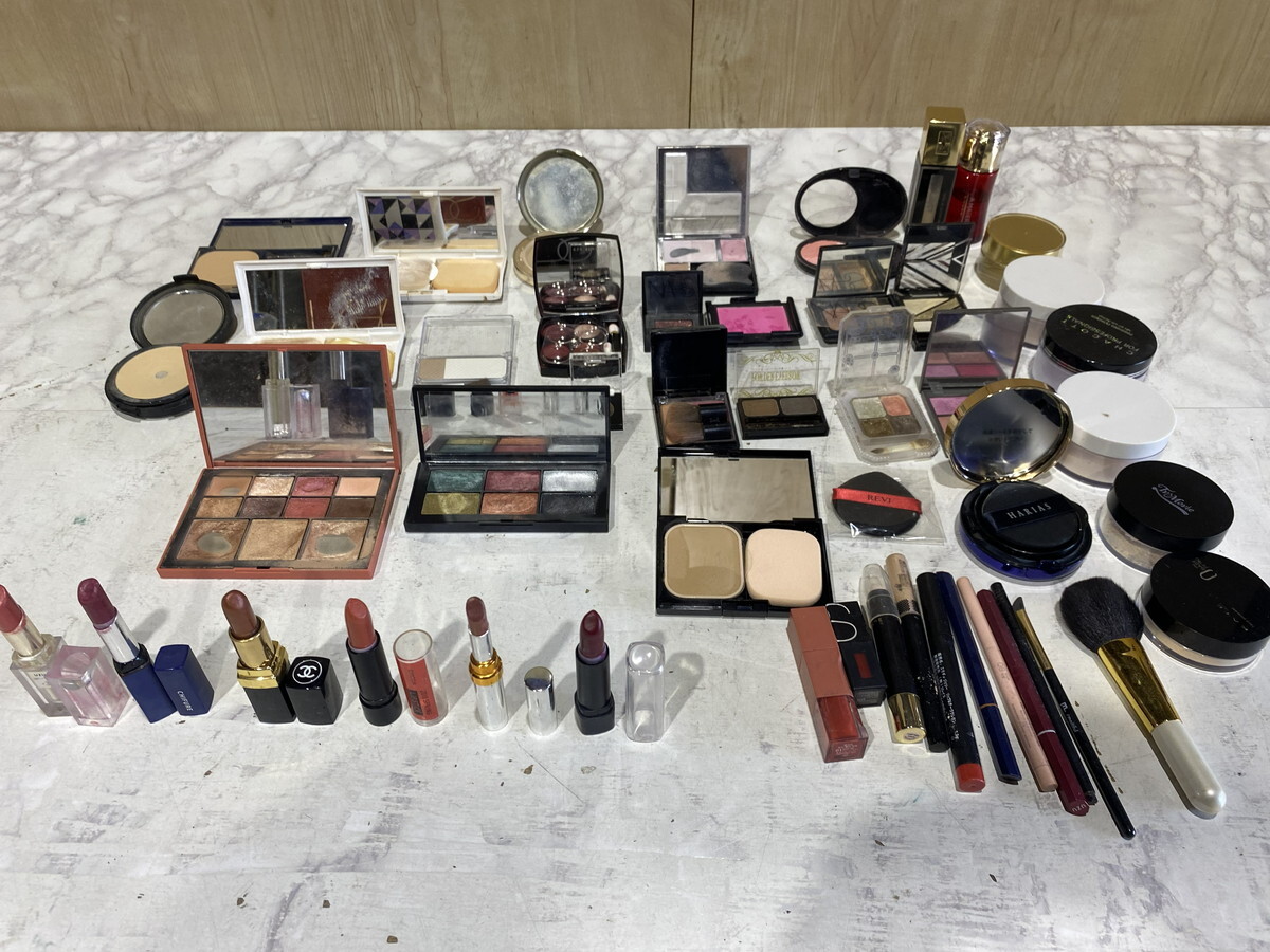 【４９－４８】中古品 化粧品 まとめ売り チーク パウダー アイシャドウ リップ ファンデーション NARS CHANEL 等 長期保管品 ジャンク品