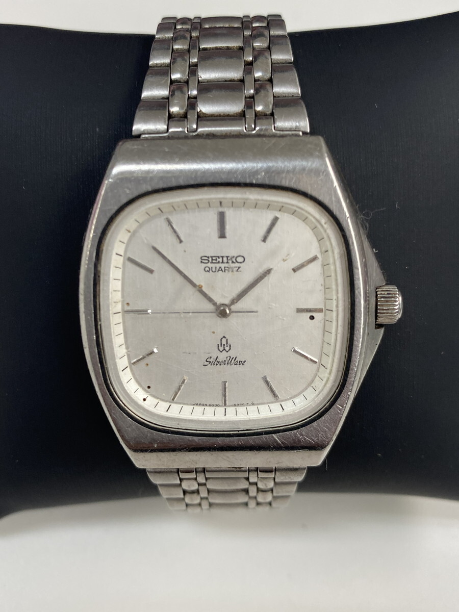 【６２４】SEIKO セイコー シルバーウェーブ 6030-5310 QZ ホワイト文字盤 メンズ 腕時計 シルバー 中古品