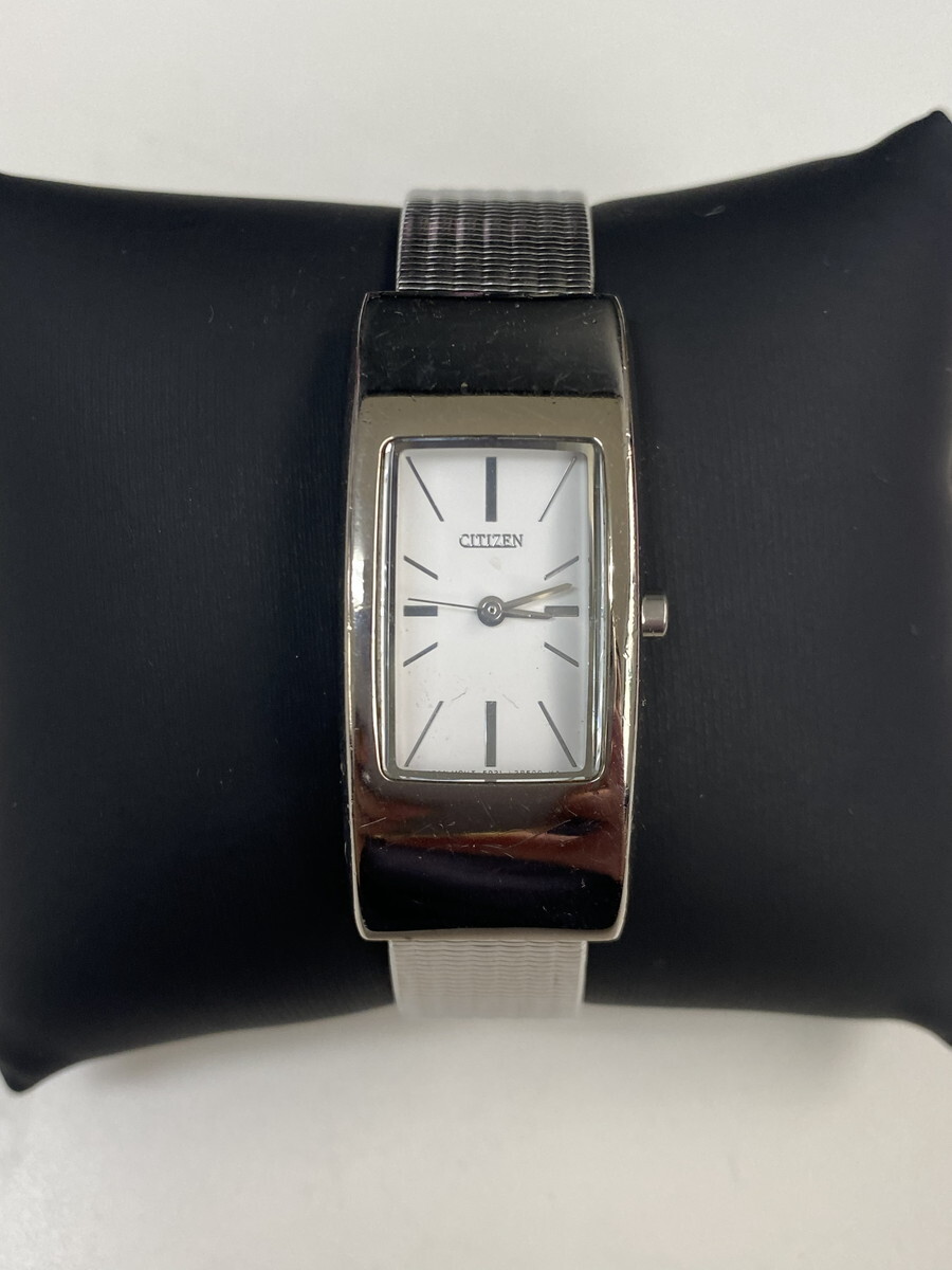 【６２６】CITTZEN シチズン 5931-L20611 シルバー ホワイト 3針 クォーツ QUARTZ レディース 腕時計 中古品