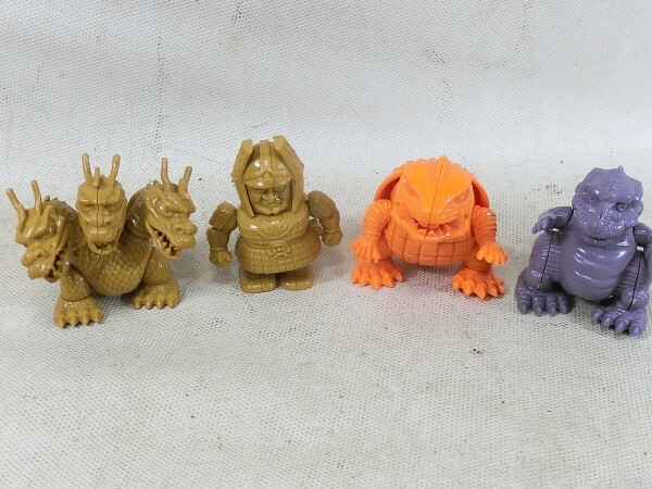 §当時物 バンダイ　なつかし怪獣　ゴジラ・大魔神・キングギドラ・ガメラ　4体セット ガチャガチャ ミニプラ