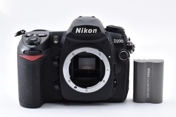 ★美品★ ニコン NIKON D200 ボディ A51 ★電池★ #3679 #6180 #A11