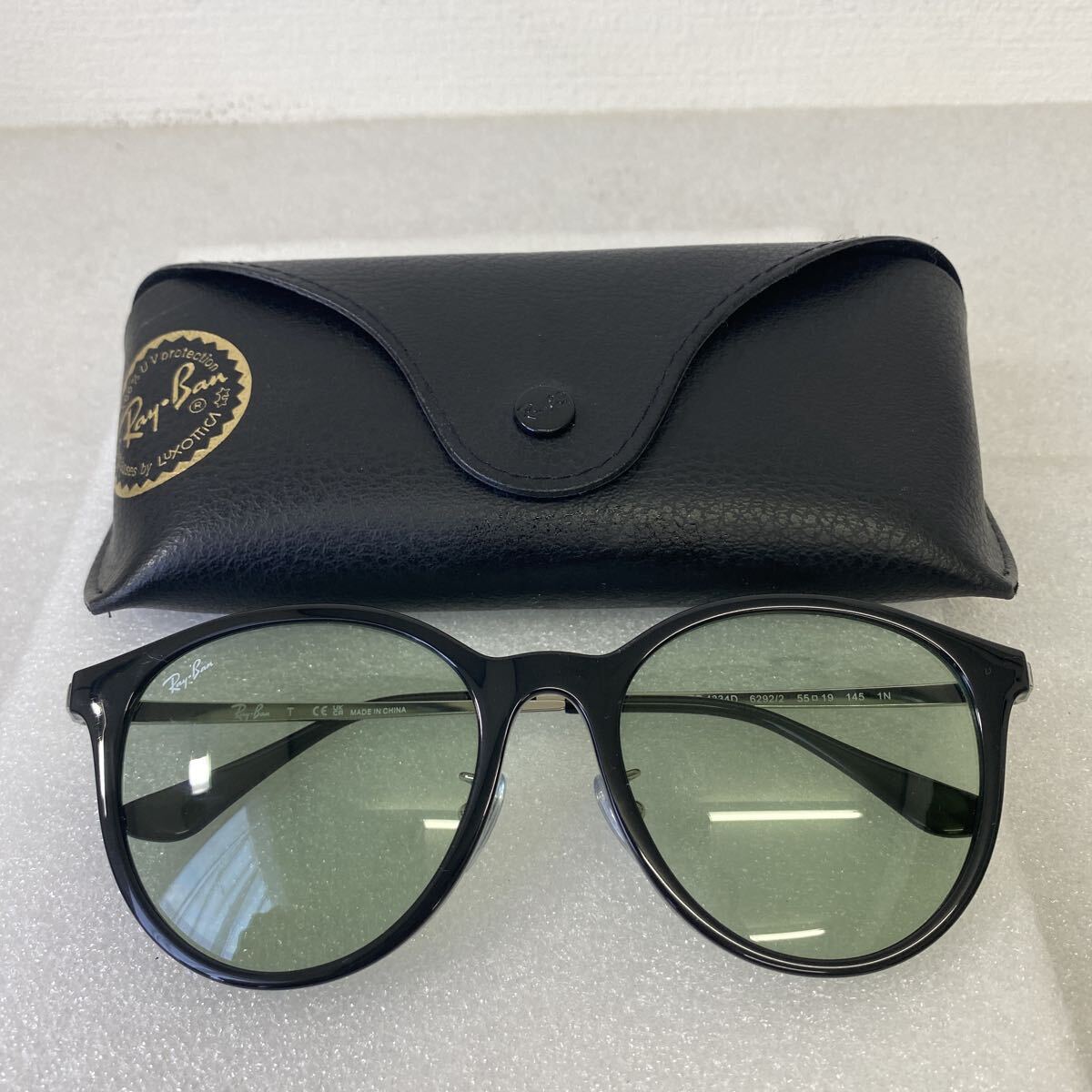 【Ray-Ban】 レイバン サングラス 度なし ケース付 RB4334D 6292/2 55-19 145 1N