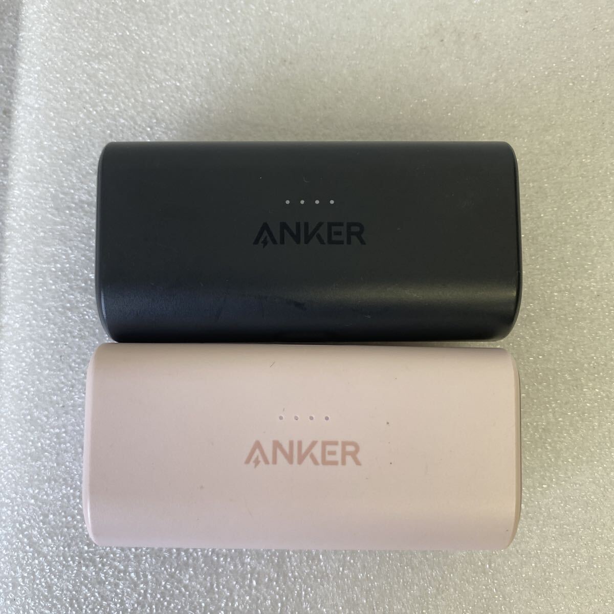 Anker 621 Power Bank（Built-In Lightning Connector,12W） 型番：A1645 モバイルバッテリー ブラック ピンク 2個セット