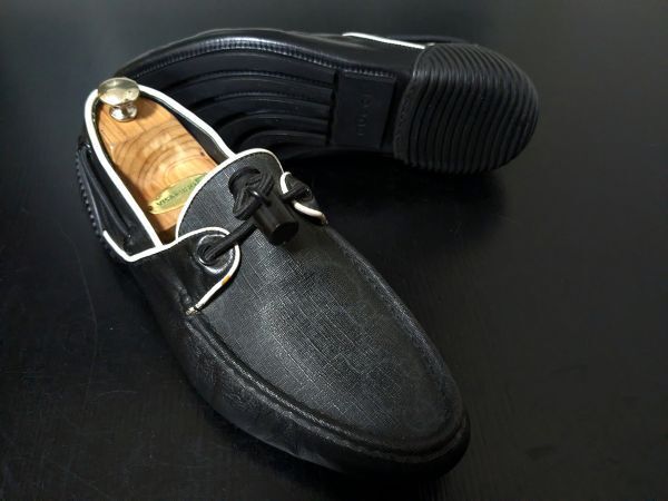 使用僅か グッチ 7.5 GUCCI GGモノグラム デッキスリッポンスニーカー 黒 2206