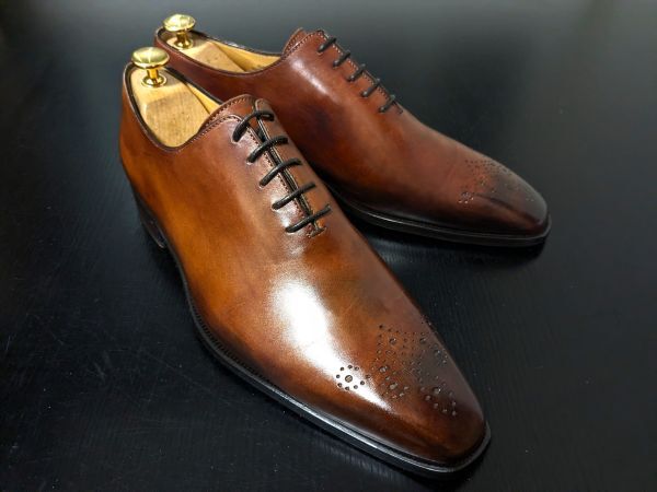 使用少 フランチェスコべニーニョ 7 FRANCESCO BENIGNO ホールカット アンティークブラウン ドレスシューズ 2182