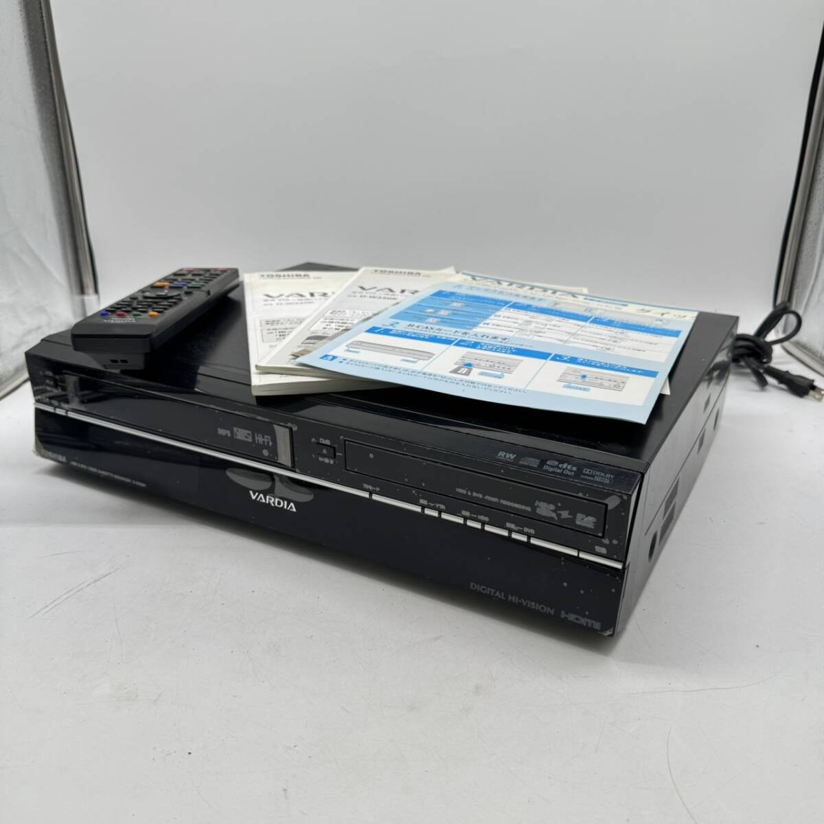 【通電OK】TOSHIBA VTR一体型HDD&DVDビデオレコーダー D-W250K T64-4