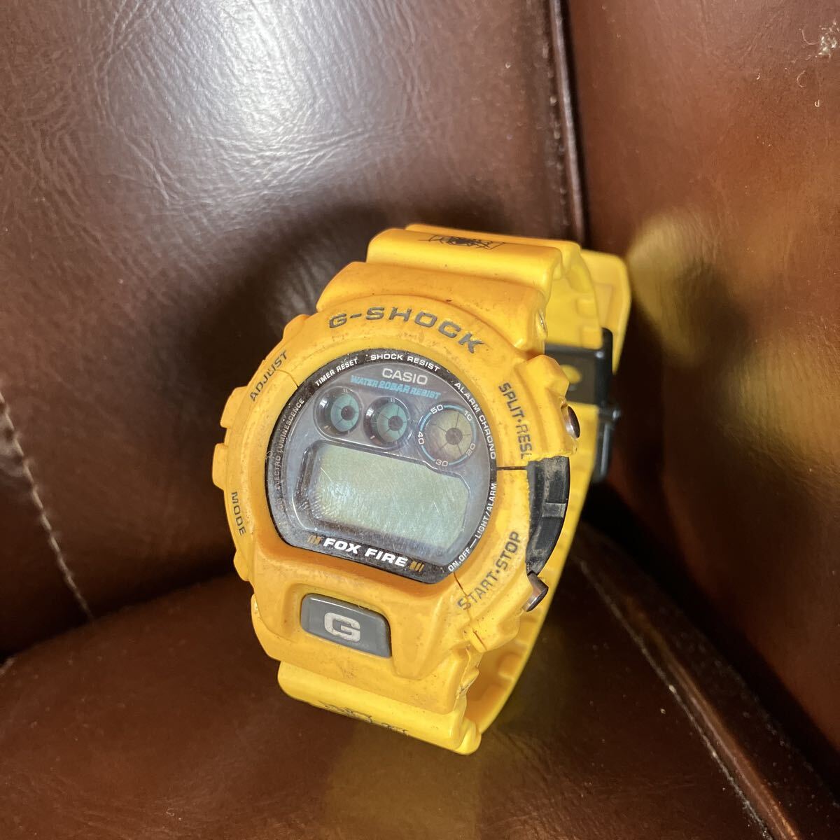 ジャンク 電池切れ ベゼル破損 DW-6900H-9 イエロー スラッシャー G-SHOCK ジーショック 1000円スタート 電池切れまでは動作OK 腕時計