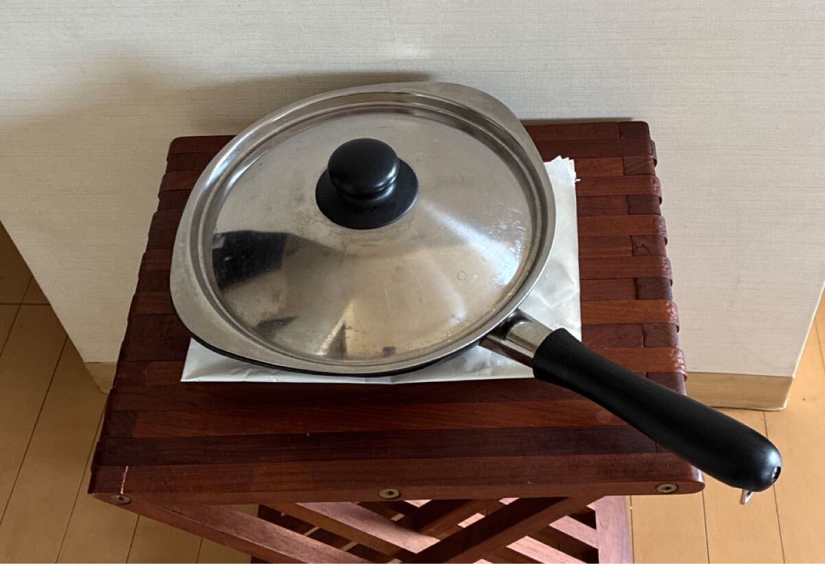 9,900円 柳宗理 ダブルファイバーライン窒化加工フライパン 蓋付き 25cm IH 直火対応 SORI YANAGI 鉄フライパン