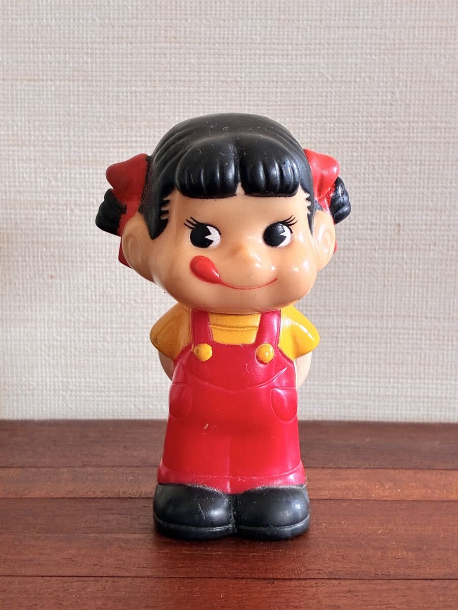 不二家 ペコちゃん人形プレゼント ピーピー音鳴る　ペコちゃん人形 ソフビ 当時物 ノベルティ 昭和レトロ