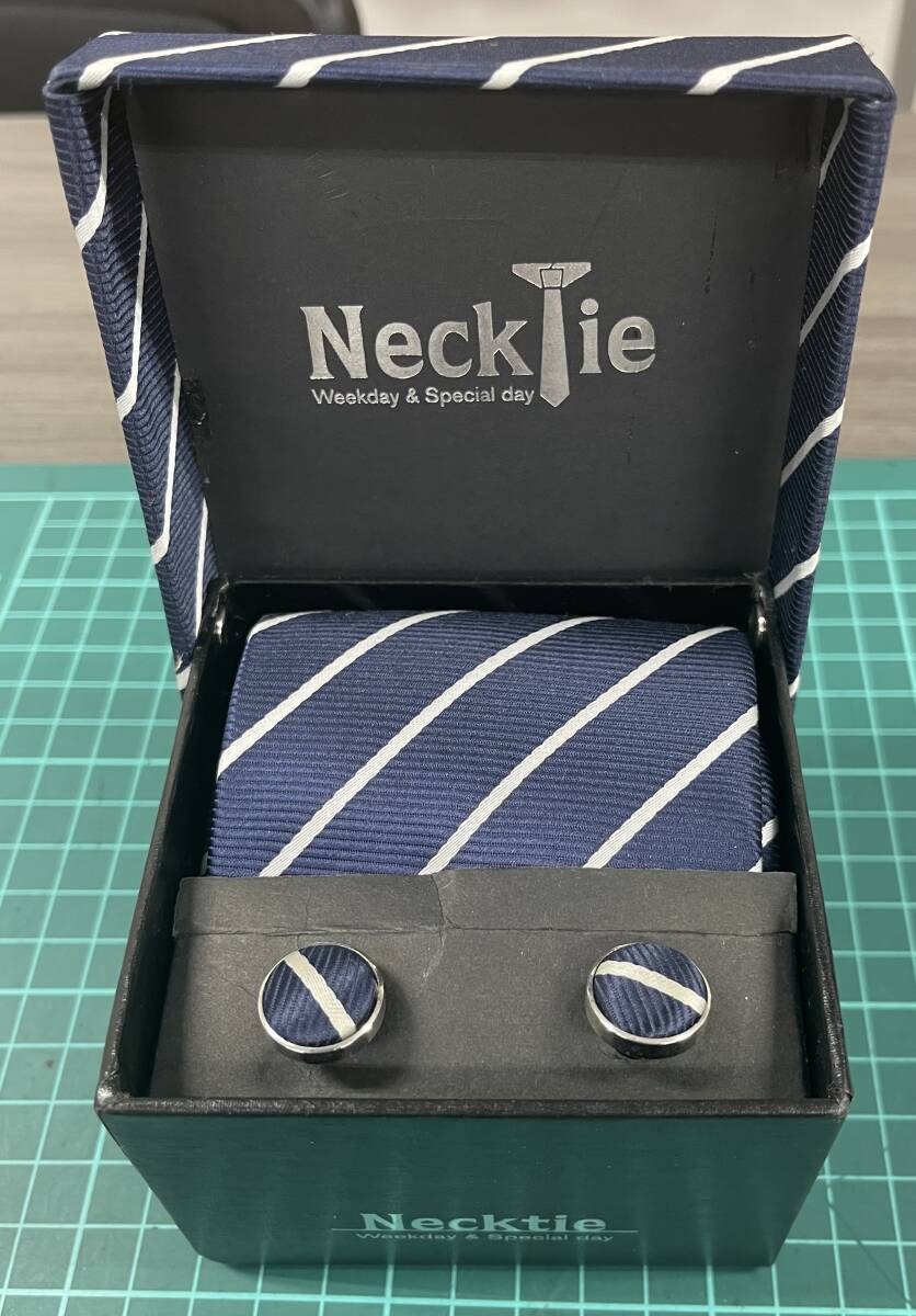 （１円スタート）R0817 Necktin ネクタイ　カフス