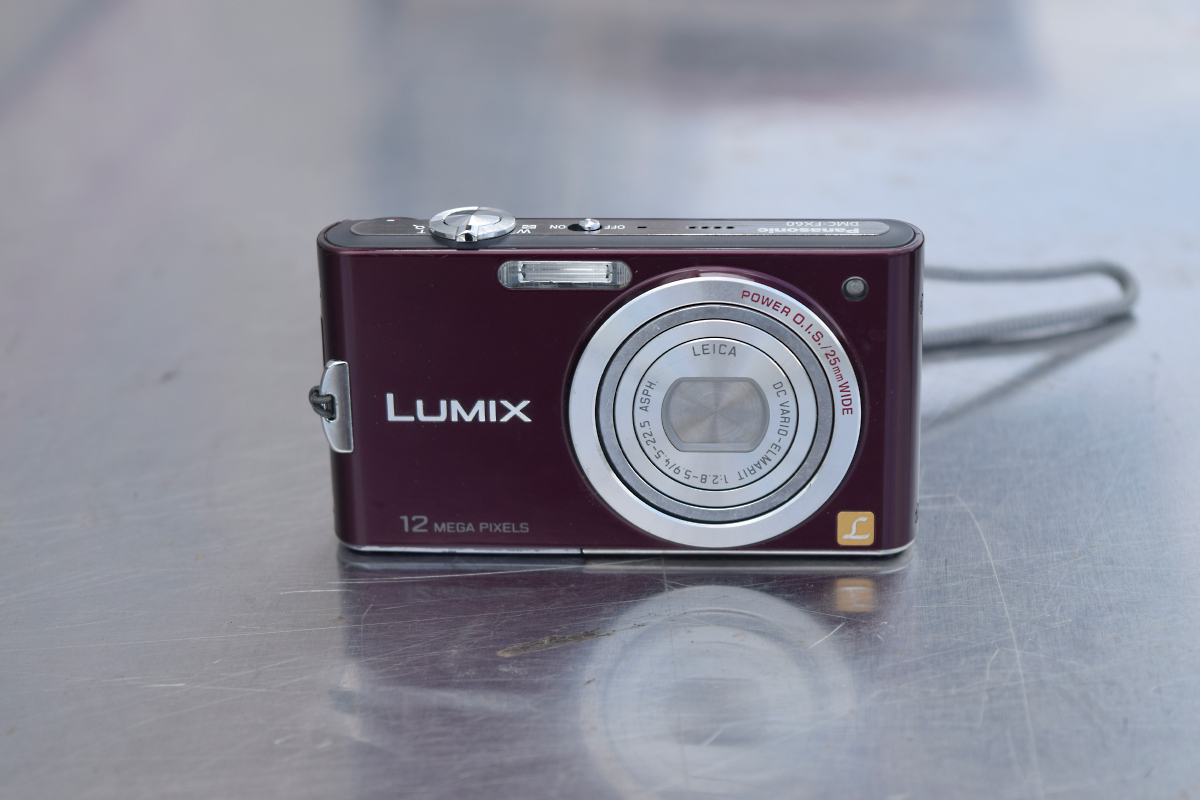 ★Panasonic/パナソニック★LUMIX/ルミックス DMC-FX60 ノーブルバイオレット 1210万画素 コンパクトデジカメ オールドコンデジ