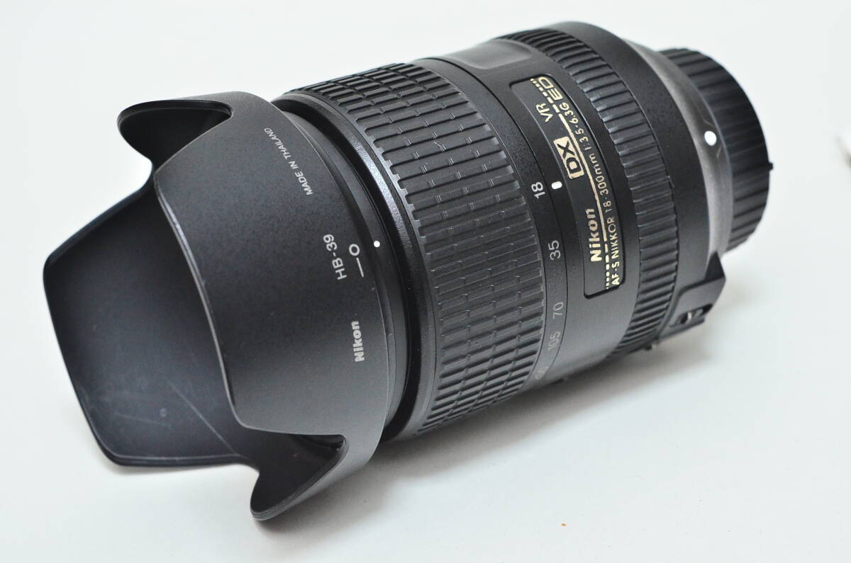 Nikon AF-S DX NIKKOR 18-300mm F3.5-6.3G ED VR 