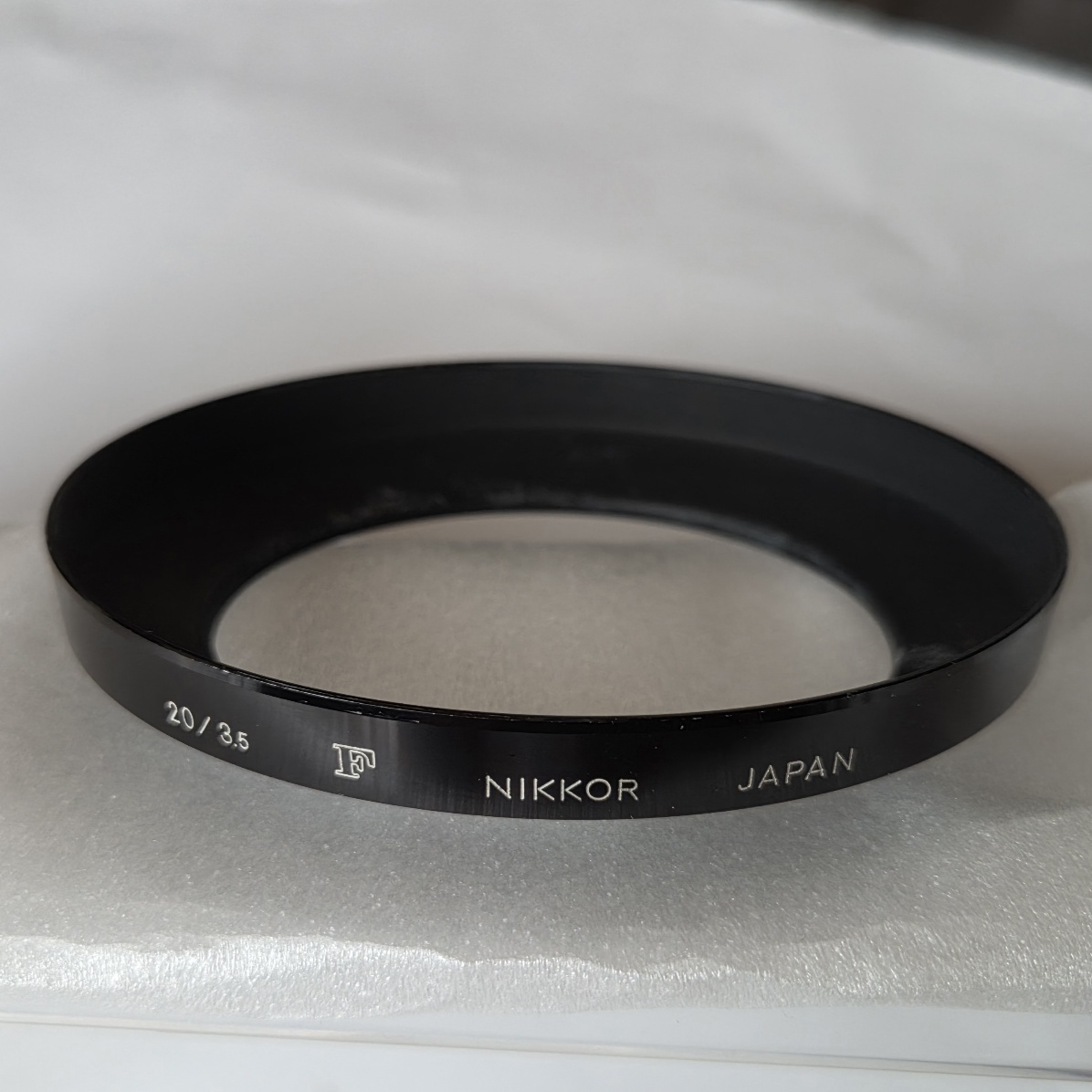 希少 ニコン NIKKOR-UD Auto 20mm 1:3.5用 72mm径レンズフード「20/3.5 F NIKKOR JAPAN刻印」目立つキズ、歪み等なしレンズへの装着良好