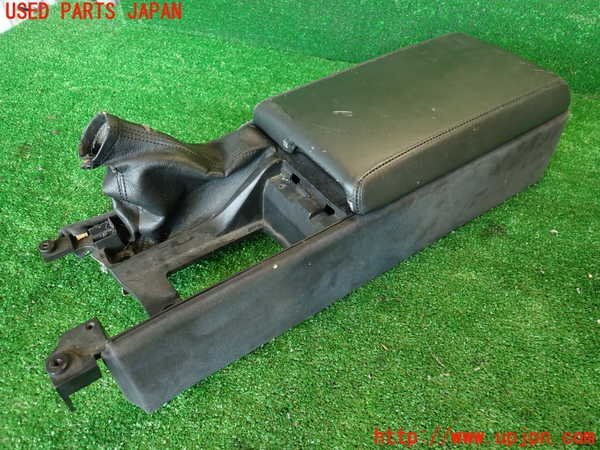 2UPJ-31757540]フェアレディZ(GCZ32)センターコンソール 中古