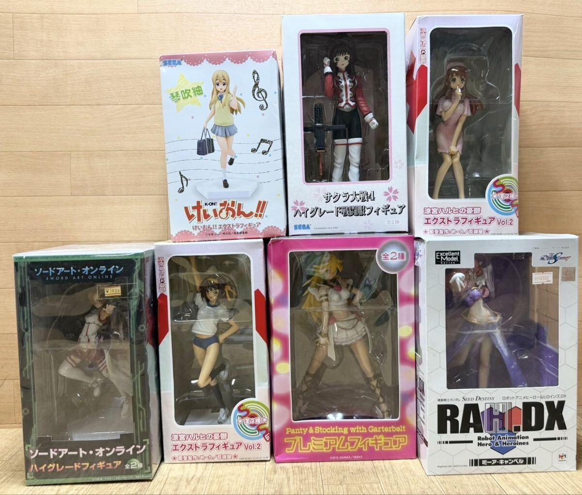 未使用☆ 未開封☆ けいおん 涼宮ハルヒ ソードアートオンライン メガハウス ミーア キャンベル サクラ大戦 等 大量 まとめて 7点 C5