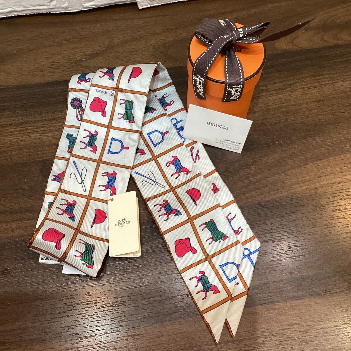 エルメス　ツイリー HERMES ・PARIS スカーフ 【12424】（8）