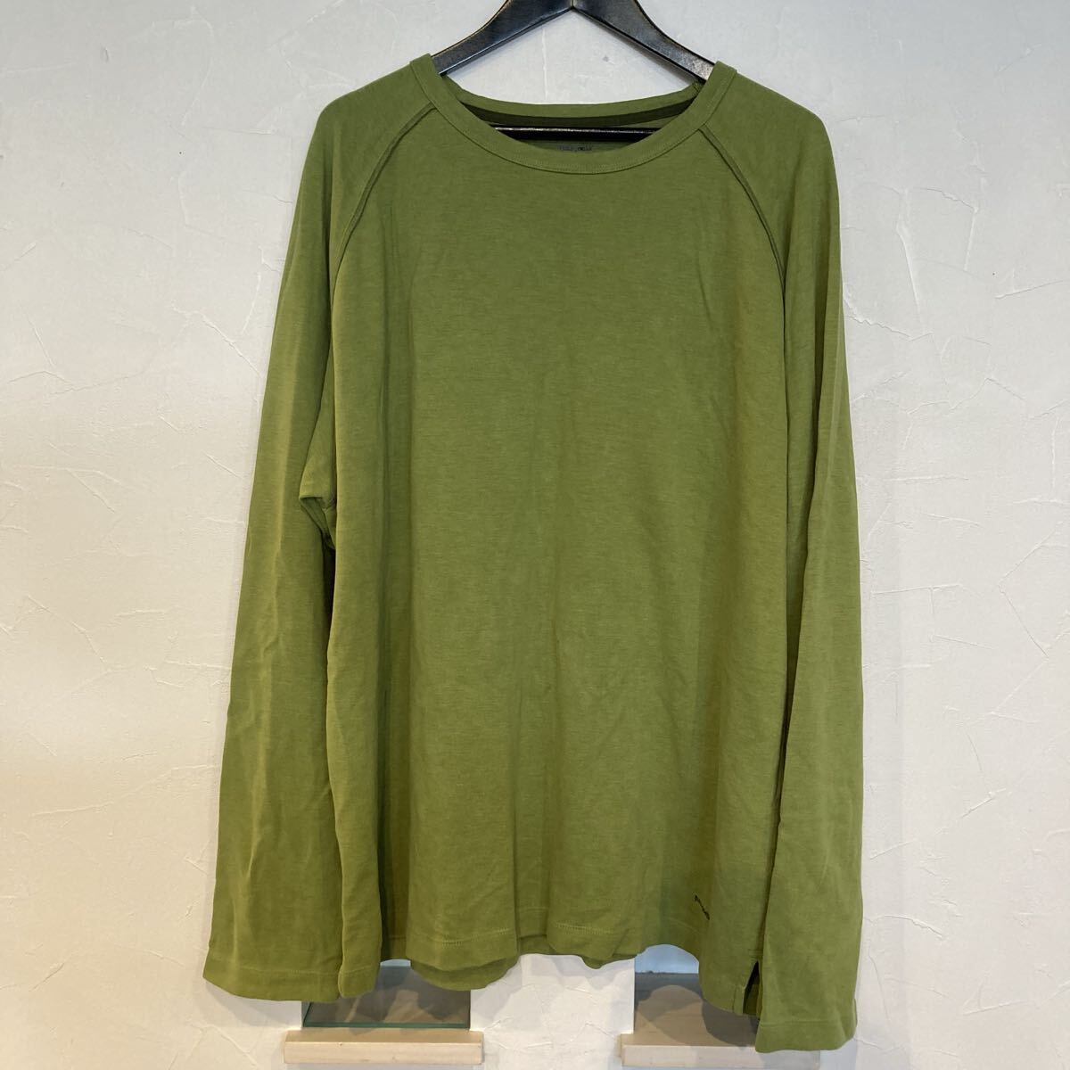 Patagonia パタゴニア　長袖ロングTシャツ　サイズXL 穴あき有　【T23647（35）】（8）