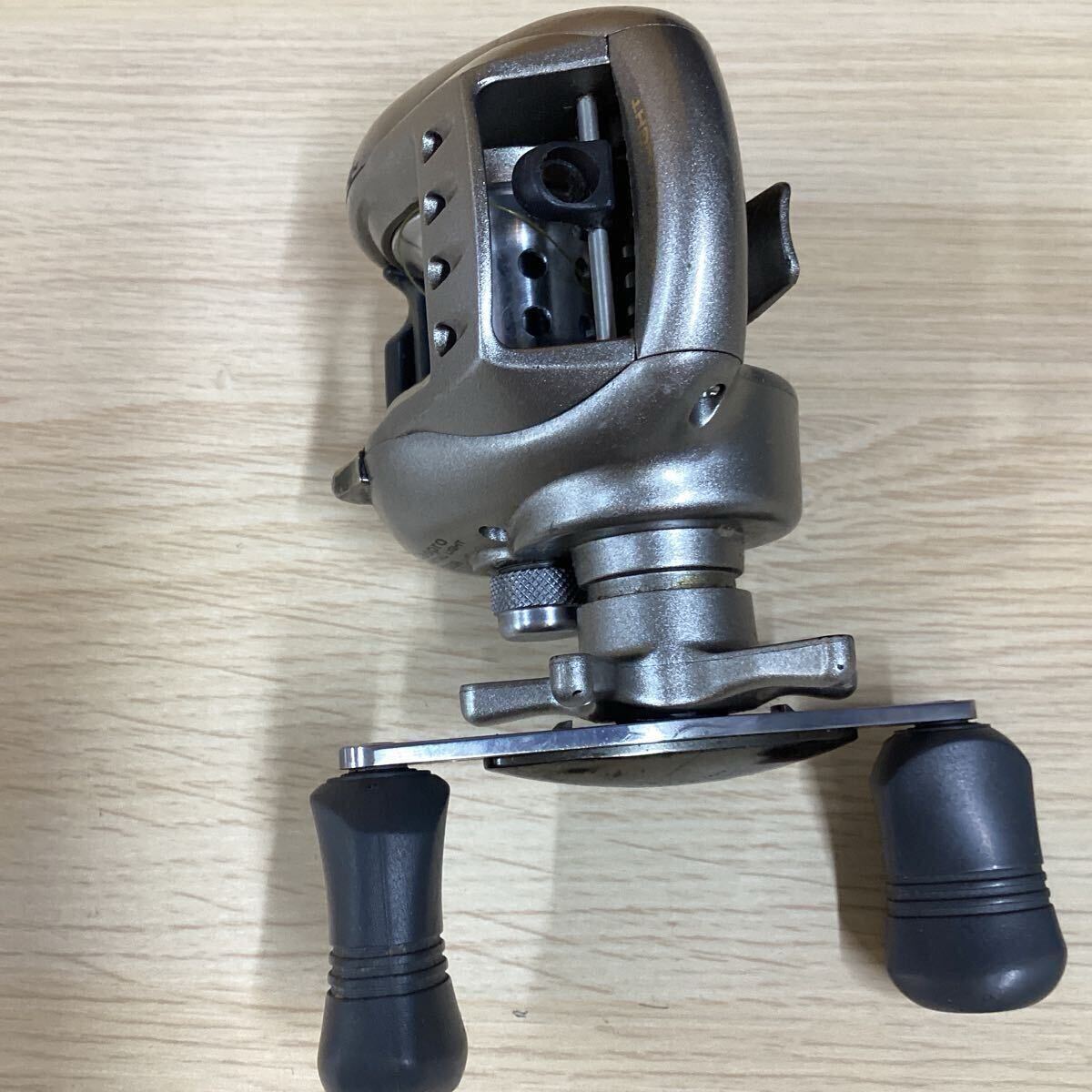 リール　RYOBI CASPRO METAL LGHT T３００R【KU4】（8）