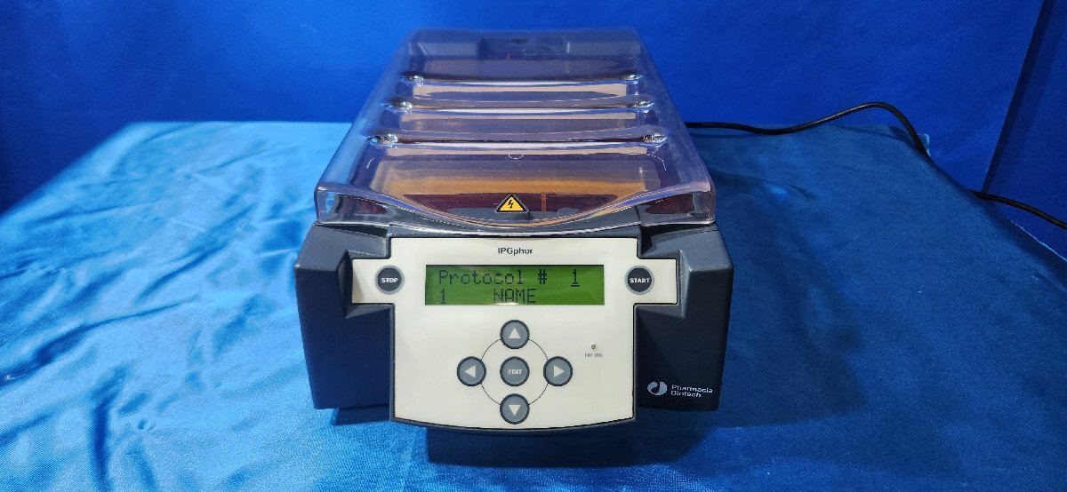 3804【Pharmacia Biotech / GEヘルスケア】等電点電気泳動装置　型番：IPGphor
