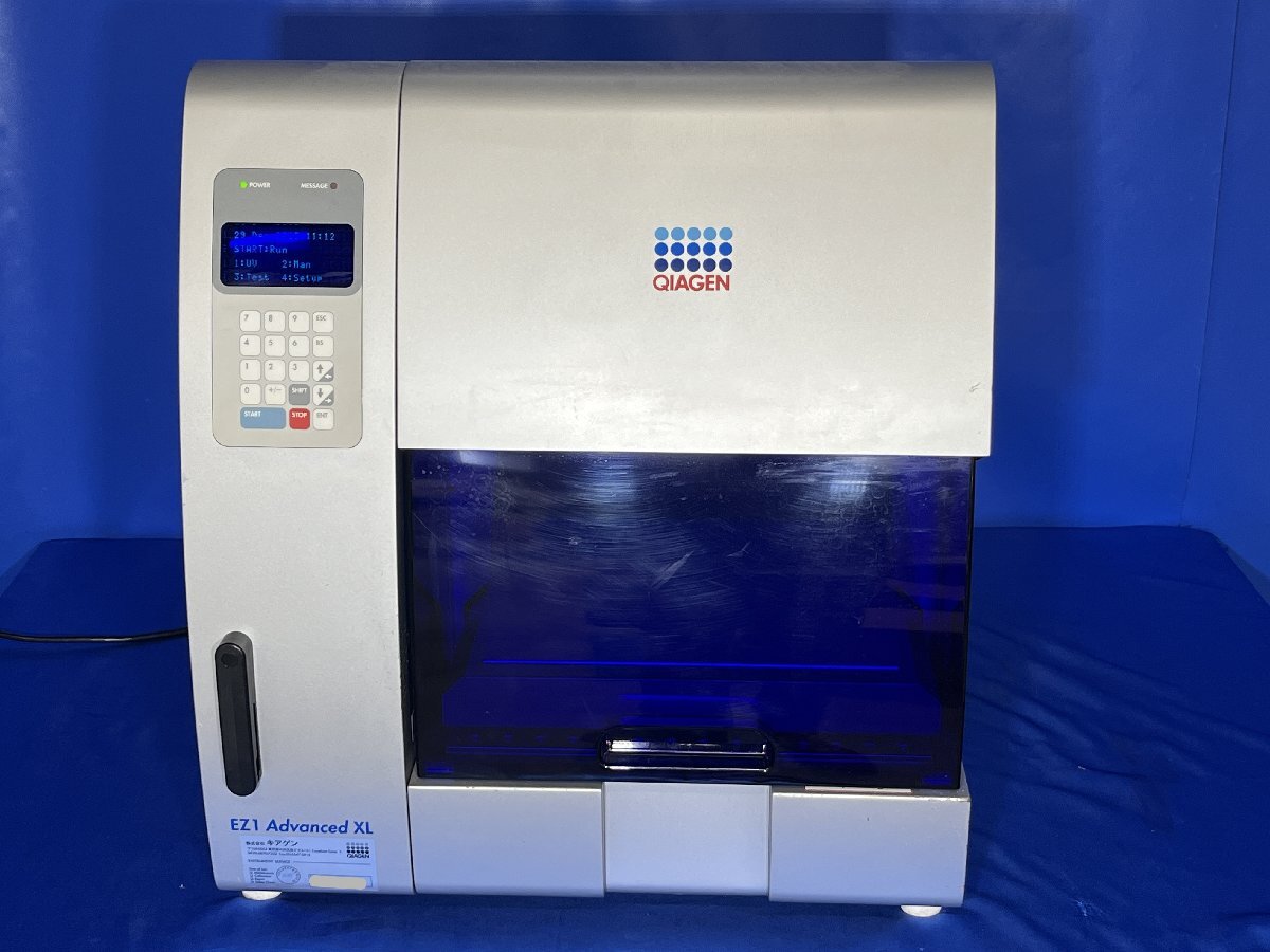130【QIAGEN / キアゲン】自動サンプル準備システム　型番：EZ1 Advanced XL