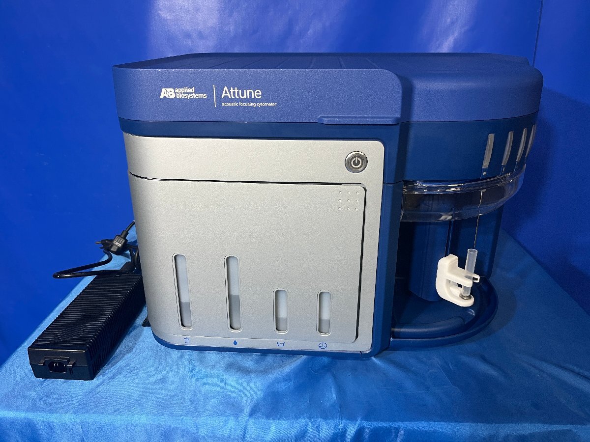 3527【Applied Biosystems】フローサイトメーター　型番：Attune Acoustic Focusing Cytometer