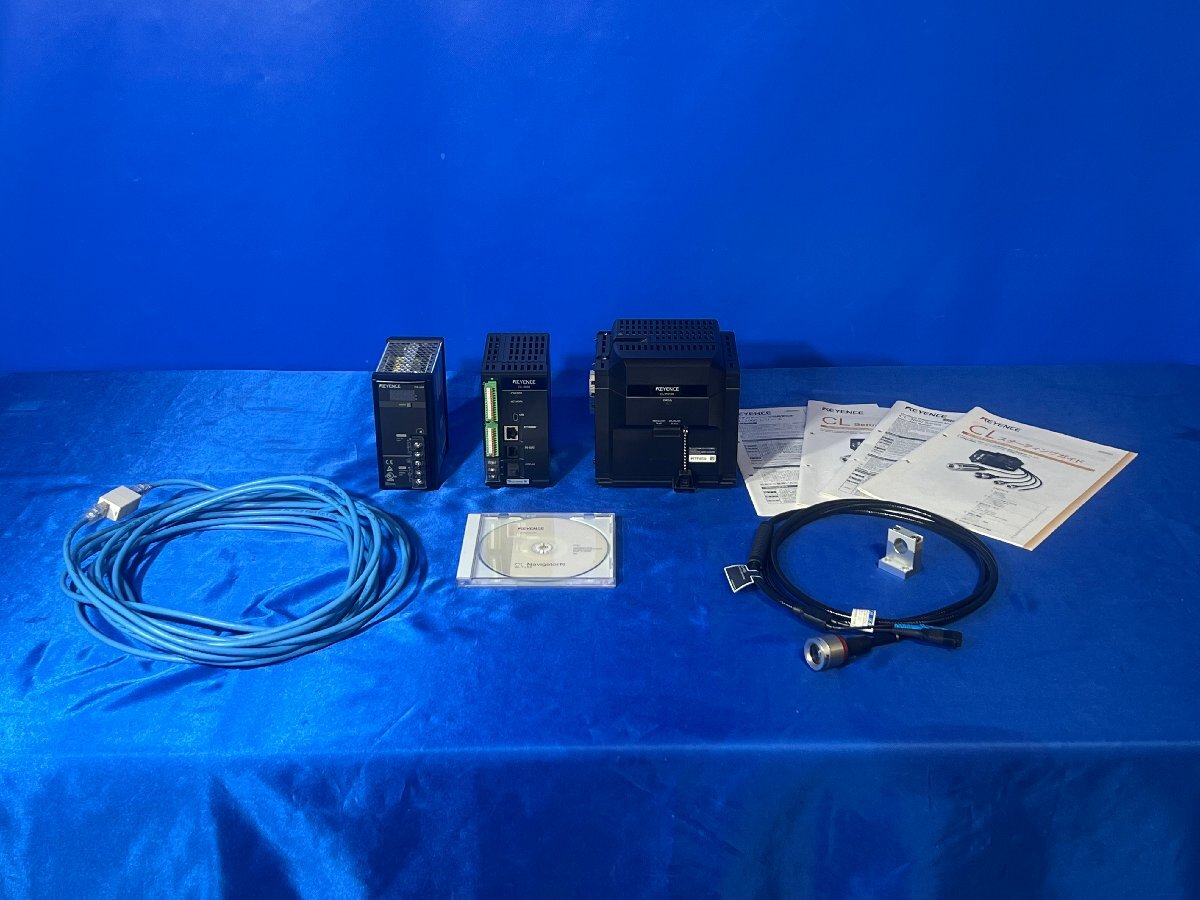 4063【KEYENCE / キーエンス】マルチカラーレーザ同軸変位計　CL-3000シリーズ　型番：CL-P015N　※未使用品