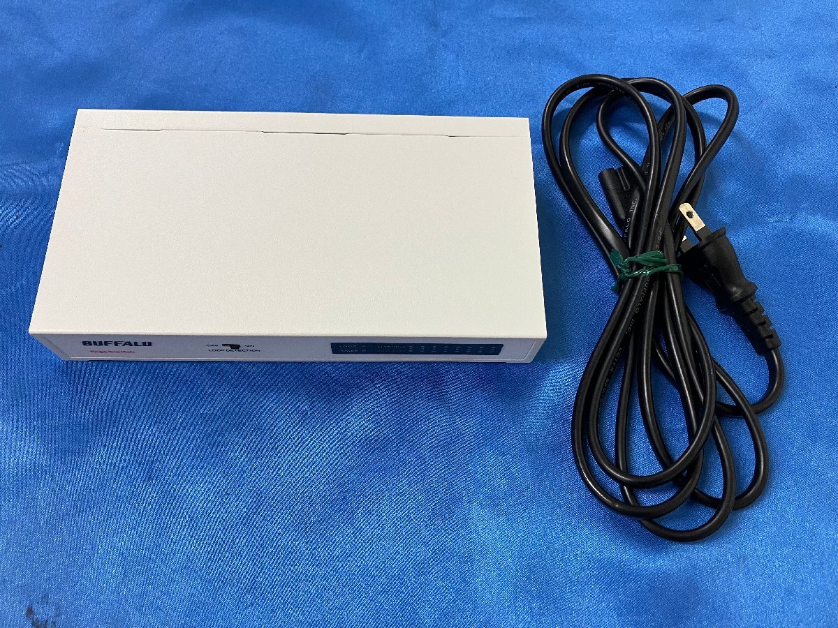2058【BUFFALO / バッファロー】Giga対応　8ポート　スイッチングハブ　型番：LSW5-GT-8NS/WH