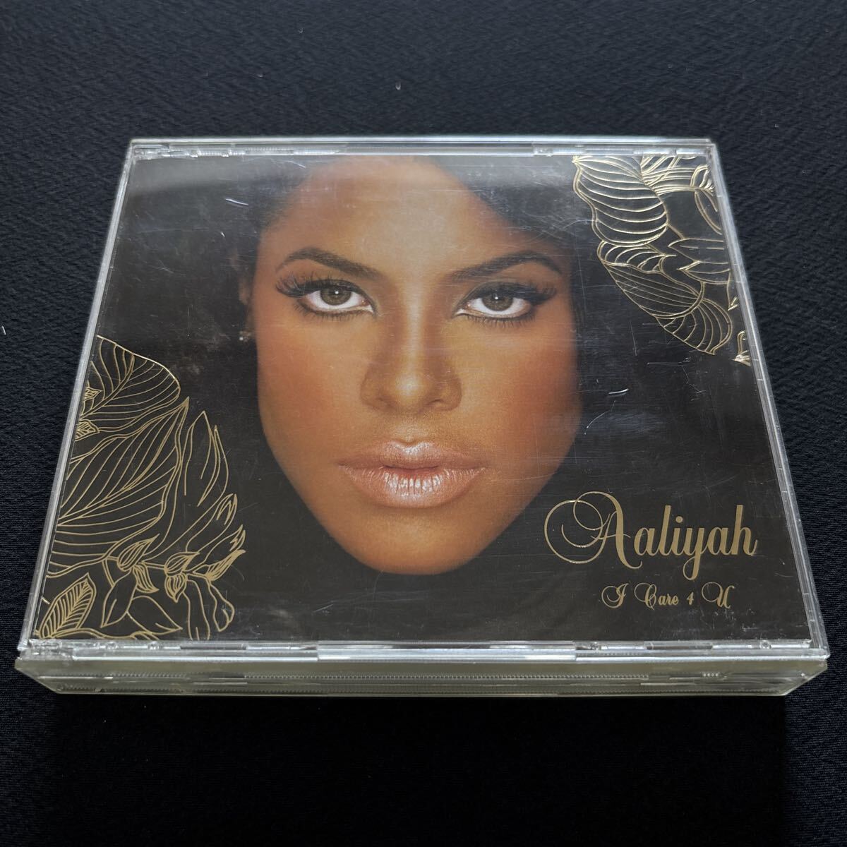 8410 AALIYAH アリーヤ / I CARE 4 U / CD+DVD ベストアルバム /