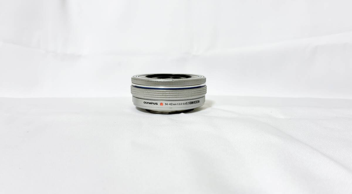 OLYMPUS 電動式パンケーキズームレンズ M.ZUIKO DIGITAL ED 14-42mm F3.5-5.6 EZ SLV