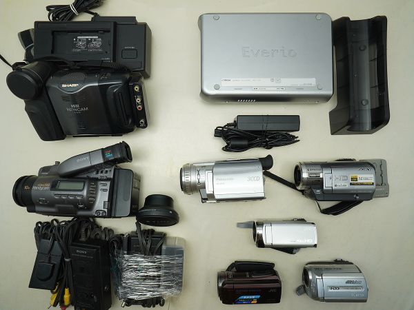 ★ビデオカメラなど★Victor/SHARP/SONY/Panasonic/ 等 計:8点まとめ【ジャンク品】32800
